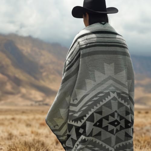Aztec Blanket with Soft Sherpa Fleece, Southwestern Blankets, Boho Throws - color: Grey, size: 50" x 60"