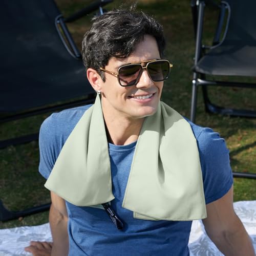 Rainleaf Microfiber Towel Quick Dry Camping & Travel & Gym Towel. Compact - color: Bean Green, size: 32.00" x 16.00"