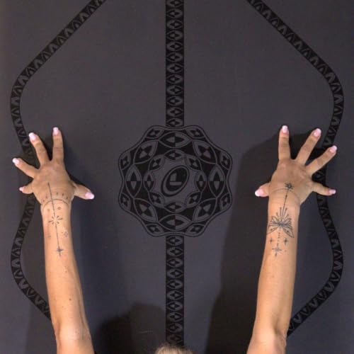 Liforme Printed Yoga Mat - Patented Alignment Design, Ultimate Grip - color: Mystique - Black on Black