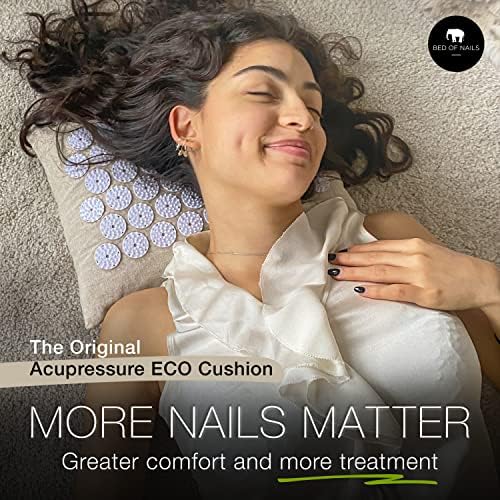 Bed of Nails 오리지널 프리미엄 편안한 ECO 지압 베개 플랫 쿠션, 목 통증, 허리 통증, 스트레스 완화를 위한 2,520개의 침술 압력 포인트, 리넨 토트백, 40.6x27.9x10.2cm(16x11x4인치) - color: 에코 쿠션