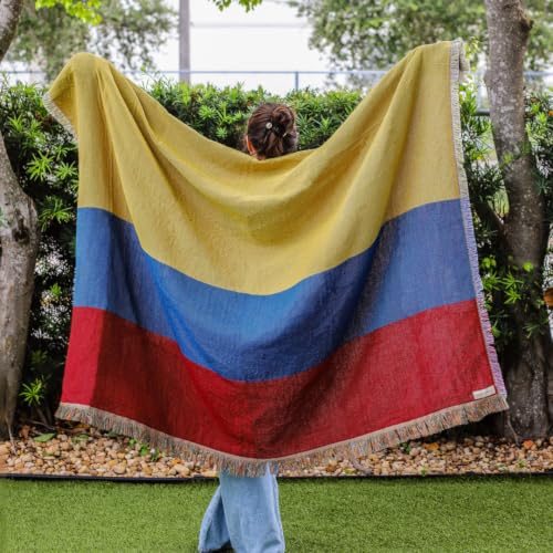Colombia Flag Woven Throw Blanket – Colombian Blanket for Couch, Bed or Wall – Woven Not Printed – 50x70 Cotton Blend Throw for Colombians Living Abroad - color: Colombia