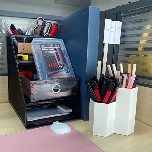 30pcs 9mm Snap-off Knives with 30-Degree Precision Blade Red | Safety Auto-lock, Sharp Blade, Easy to change blade, Lightweight Portable, Come with a Storage Case, Good for Crafting - color: Red