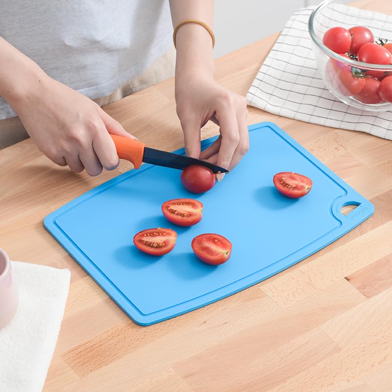Liflicon Thick Silicone Cutting Board 12.6'' x 9.1'' Foldable & Flexible Design Juice Grooves Easy Grip Handle Dishwasher Safe-Blue - color: Blue, size: 12.6"L x 9.1"W