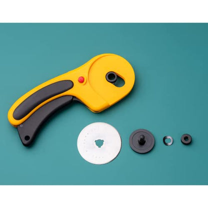 OLFA 60mm Ergonomic Squeeze-Handle Rotary Cutter (RTY-3/DX) - 12-Layer | 60mm endurance tungsten steel, squeeze trigger auto-retract - Heavy-duty fabric cutting - Quilters and Crafters