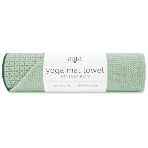 S&T INC. Aura Microfiber Yoga Mat Towel with Grip, 24" x 72", Green | Silicone Grip Backing, Soft and Absorbent, Quick-Dry for Gym, Pilates, and Hot Yoga, Compact for Gym Bag, Machine Washable - color: Green