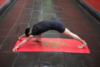 Liforme Zodiac Yoga Mat - Patented Alignment Design, Advanced Non-Slip Grip - color: Dragon Red