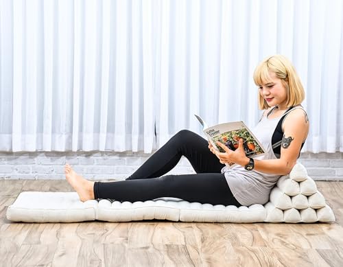 Leewadee - Comfortable Japanese Floor Mattress - Thai Floor Bed with Triangle Cushion - Futon Mattress - Thai Massage Mat, 67 x 21 inches, Ecru, Kapok Filling | Floor & lounge cushion for relaxing, reading & TV - for meditation & yoga, firm & stable - col