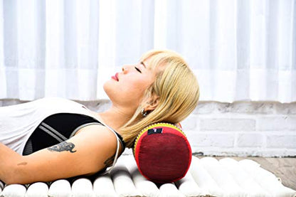 Leewadee Small Yoga Bolster – Shape-Retaining Cervical Neck Roll, Tube Pillow for Comfortable Reading, Kapok Filling, 22 x 6 x 6 inches - color: Sf11 - Red, Green