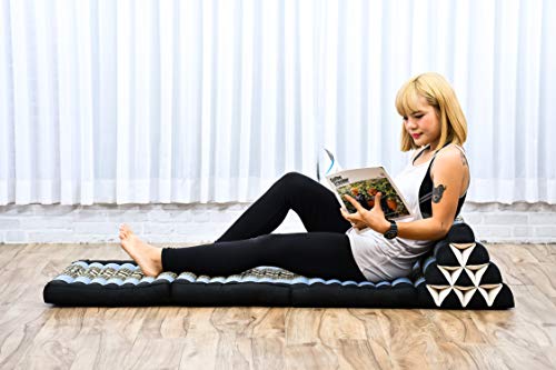 Leewadee - Comfortable Japanese Floor Mattress - Thai Floor Bed with Triangle Cushion - Futon Mattress - Thai Massage Mat, 67 x 21 inches, Blue, Kapok Filling | Floor & lounge cushion for relaxing, reading & TV - for meditation & yoga, firm & stable - col