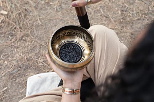 Large Tibetan Singing bowl Set - Bronze Style - Easy To Play - 5" Sound Yoga Bowl Mantra Design Mindfulness Meditation Healing Sound Gift By Himalayan Bazaar - color: Dorje - 5 Inch