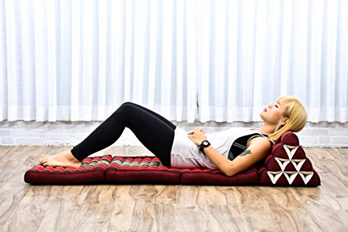 Leewadee - Comfortable Japanese Floor Mattress - Thai Floor Bed with Triangle Cushion - Futon Mattress - Thai Massage Mat, 67 x 21 inches, Red, Kapok Filling | Floor & lounge cushion for relaxing, reading & TV - for meditation & yoga, firm & stable - colo