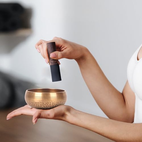 Kmise Tibetan Singing Bowls Set- Handmade in Nepal Meditation Sound Bowls for Yoga, Meditation, Mindfulness, Healing and Chakra Balancing, Stress Relief (5', Buddha) - color: 5inch Buddha