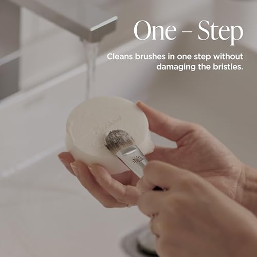 Piccasso Brush Cleaner Soap with Case & Cleaning Mat, Solid Makeup Brush Cleaner and Cleanser for Makeup Brushes, Gentle Deep Cleaning Brush Soap for Sponges, Puffs & Makeup Applicators, Made in Korea