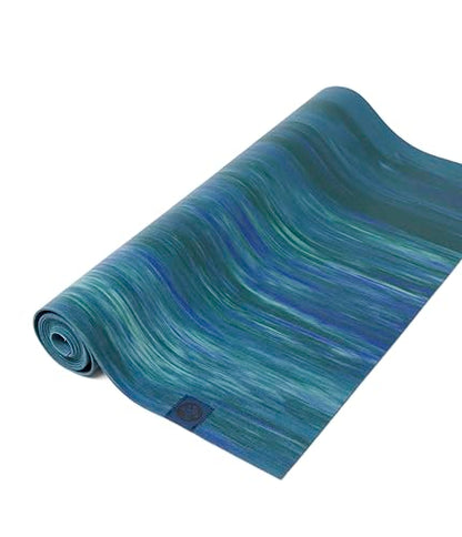 Manduka eKO SuperLite Yoga Mat - 1.5mm Natural Rubber | Foldable & Travel Friendly | Soft Textured Surface | Eco-friendly - color: Blue Toad Marble
