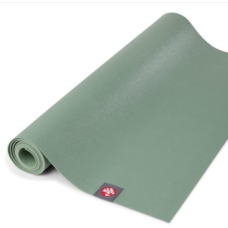 Manduka | eKO Superlite Travel Yoga Mat - color: Leaf Green, size: 79" x 24"