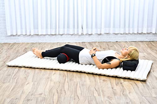 Leewadee Small Yoga Bolster – Shape-Retaining Cervical Neck Roll, Tube Pillow for Comfortable Reading, Kapok Filling, 22 x 6 x 6 inches - color: Sf13 - Red, Black