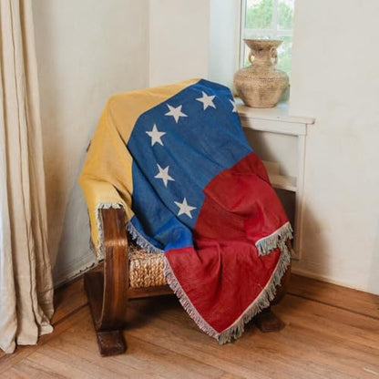 Venezuela 7 Stars Flag Woven Throw Blanket – Woven Not Printed – 50x70 Venezuelan Blanket for Couch, Bed or Wall – Made for Venezuelans Living Abroad - color: Venezuela
