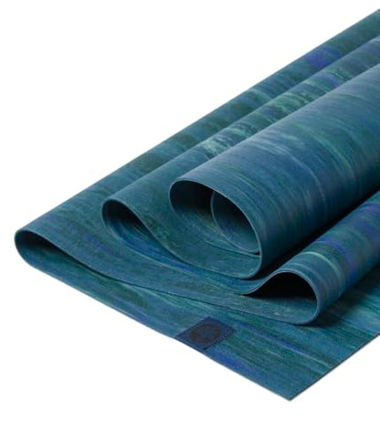 Manduka eKO SuperLite Yoga Mat - 1.5mm Natural Rubber | Foldable & Travel Friendly | Soft Textured Surface | Eco-friendly - color: Blue Toad Marble