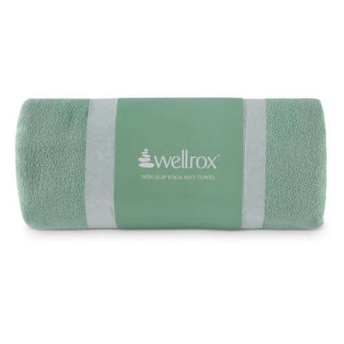 Wellrox Microfiber Yoga Mat Towel with Grip – Ultra Absorbent, Super Soft, and Quick Dry Hot Yoga Towel Non Slip for Pilates, Bikram, and Fitness Workouts (74” x 26”, Green) - color: Green