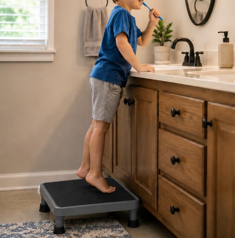 4.1" Low Step Stool, 500 lbs Heavy Duty One Step Stool for Adults | Non-Slip Rubber Platform with Carry Handle, Stable Stepping Stool for Adults, Seniors, SUV, Bed and Home Use, 17"x13"