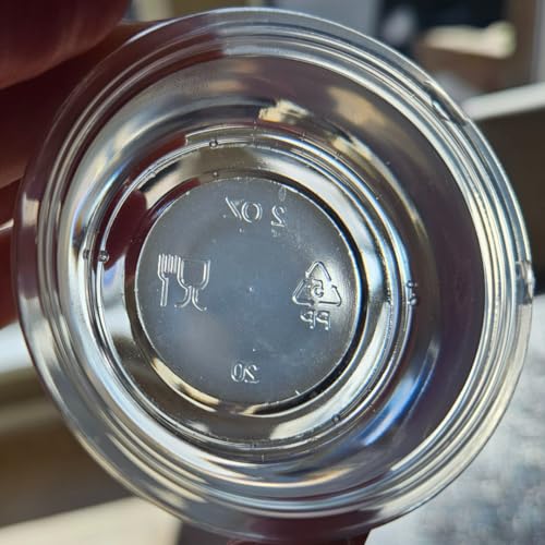 Crystal Clear Epoxy Resin Kit 32oz - Food Safe, UV Resistant, Bubble Free | Casting & coating epoxy resin for jewelry, coasters, molds, art, wood & more. Bubble-free, low odor, USA based business - size: 32 Ounce