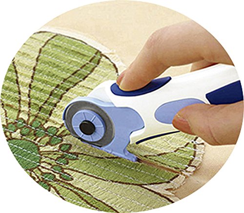 Clover 499 Slash 28mm Rotary Cutter