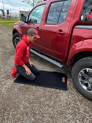 Traxion 1-500 VersaMat Roll-Up High Density Foam Utility Mat, Black - size: 46 3/4" x 25"