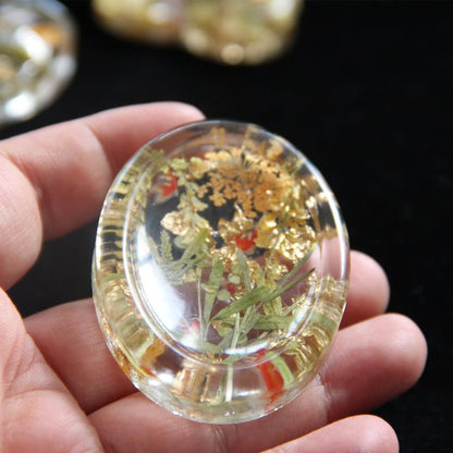 4-Design Worry Stone Mold w/DriedFlowers Resin Yoga StressRelief | 4-design thumb worry stone mold with dried flowers – epoxy resin casting, yoga meditation, stress relief & DIY crafts.