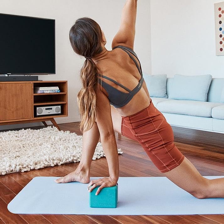 Manduka Begin Yoga Mat 68" - 5mm Cushioning | Comfortable, Lightweight & Reversible with Alignment Stripe | Budget-Friendly | 68 x 24 inches - style: Lavender Purple Mat