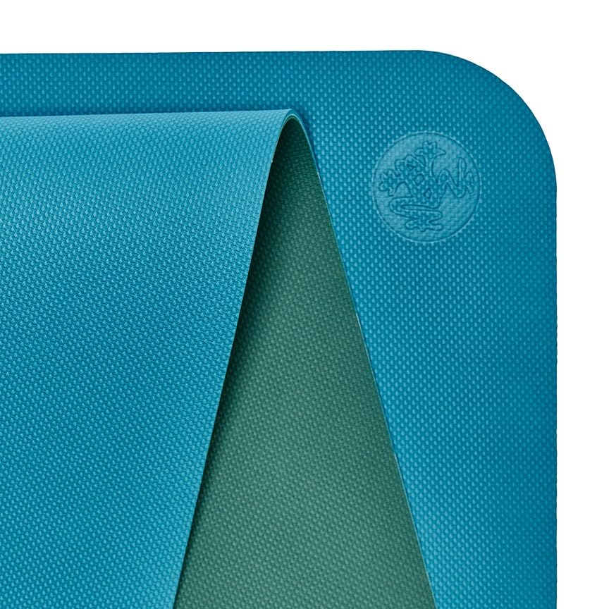 Manduka Begin Yoga Mat 68" - 5mm Cushioning | Comfortable, Lightweight & Reversible with Alignment Stripe | Budget-Friendly | 68 x 24 inches - style: Bondi Blue Mat