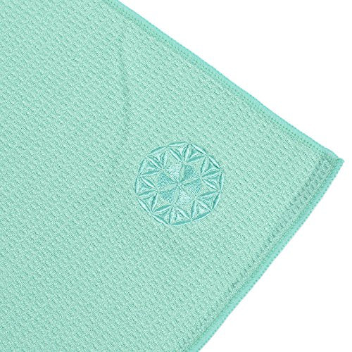 Shandali Hot Yoga Towel - Mat-Sized, Microfiber, Super Absorbent, Anti-Slip, Injury Free, 24" x 72" - Best Bikram Yoga Towel - Exercise, Fitness, Pilates Gear - color: Jade Green