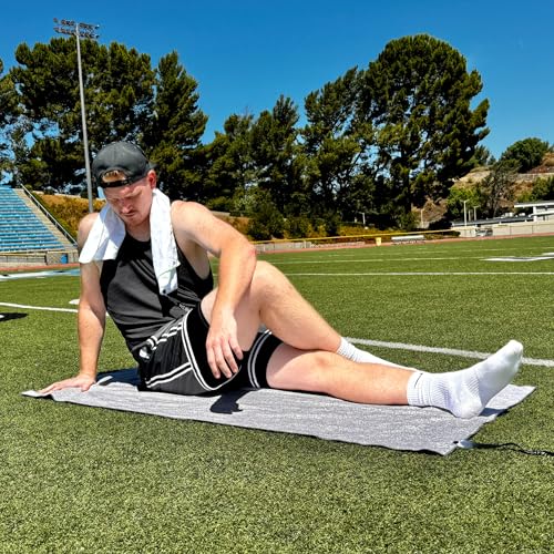 We Sweat’s (6 Pack) Microfiber Gym Towels, Highly Absorbent Soft Odor-Free - color: Whites (6 Pack), size: Sweat Towels