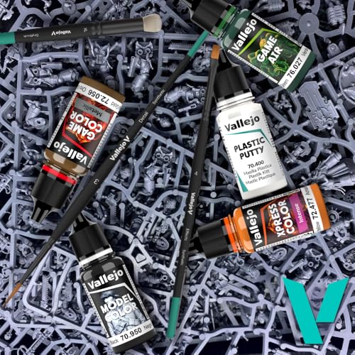 Vallejo - Detail Series Definition Set | Hobby Brush Kit | Flagged Synthetic Bristles | Sizes 4/0, 3/0 and 2/0 | Lightweight and Ergonomic Wooden Handles | Ideal for Acrylic Detail Work - style: Detail Series Definition Set